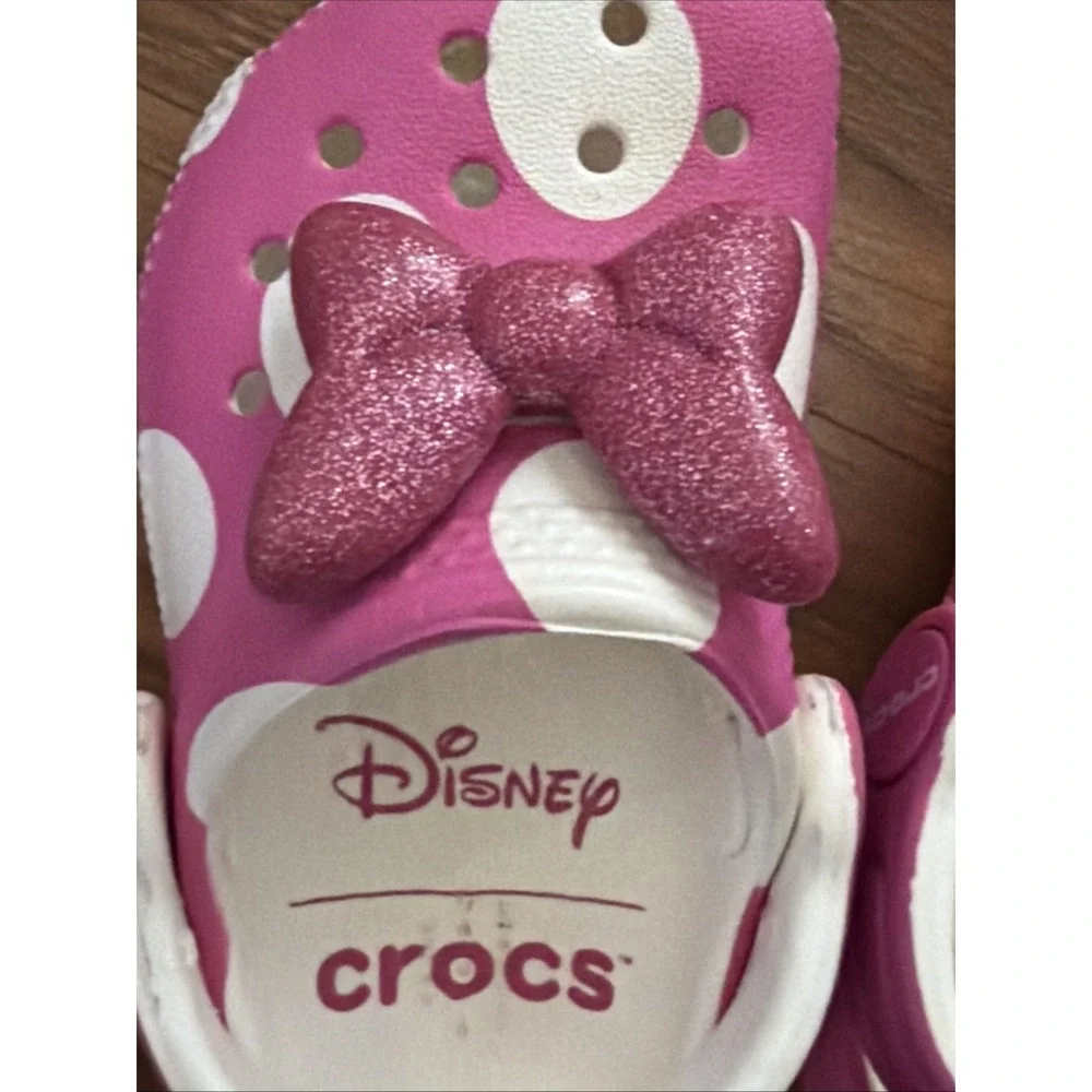 Crocs Disney Minnie Mouse Glitter Pink 4C Slip On Clogs Shoes VGC